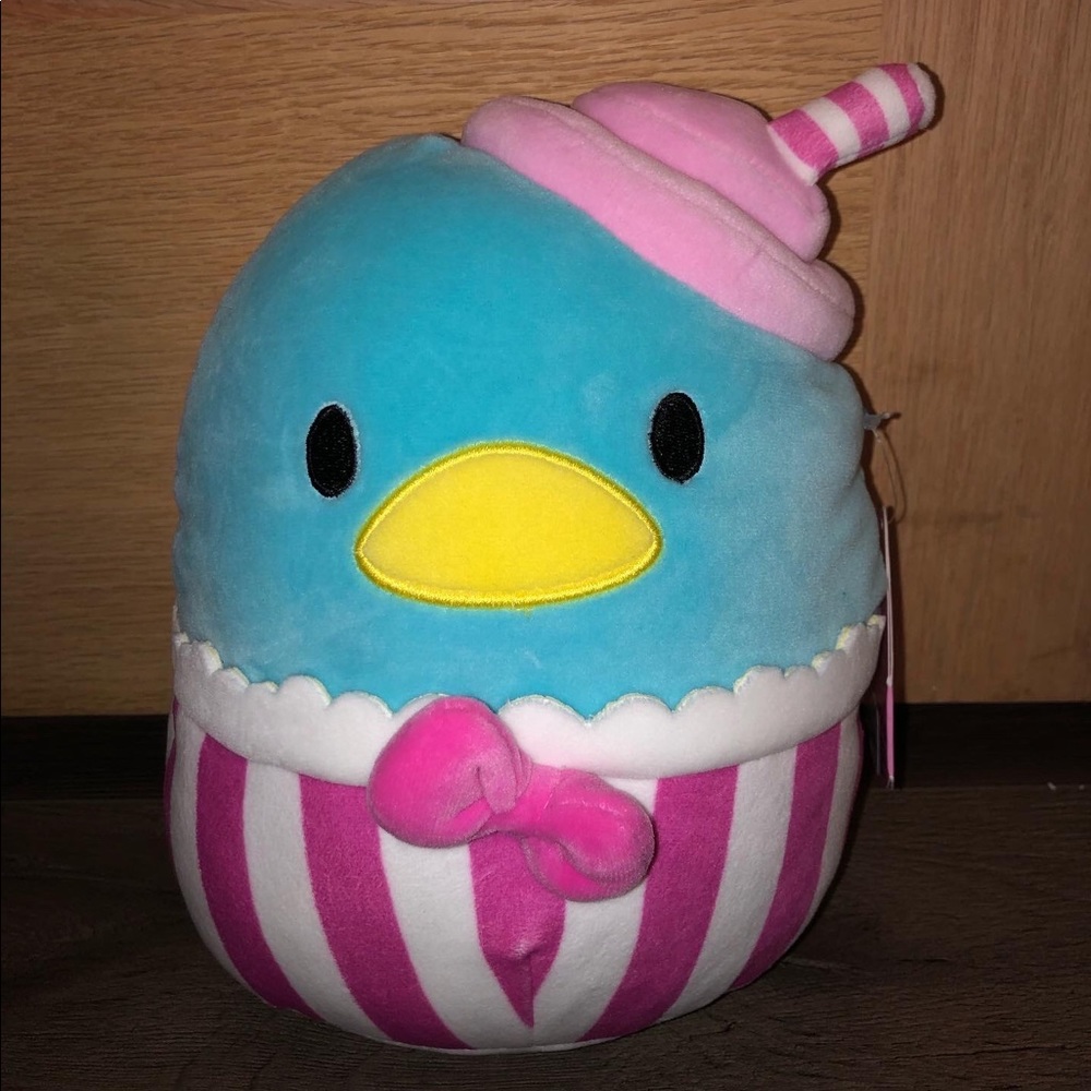 8” Kellytoy Squishmallow Hello Kitty and Friends Milkshake TuxedoSam